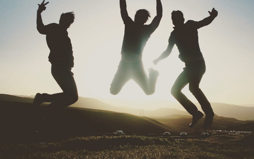 Feeling happy or feeling old? You must be travelling